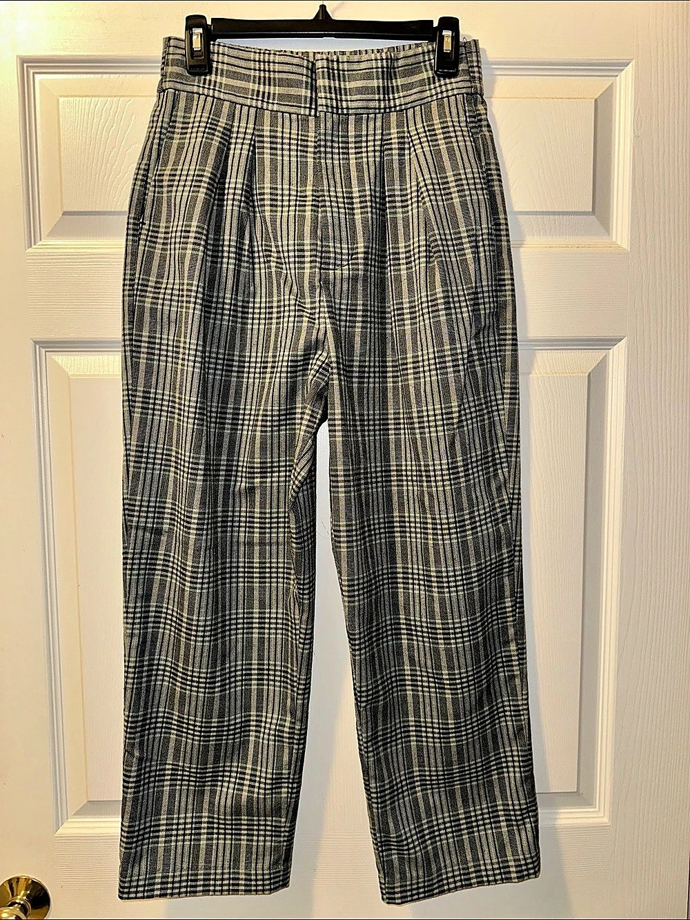 Women’s Urban Outfitters Plaid Pleated Baggy Pants - Size M